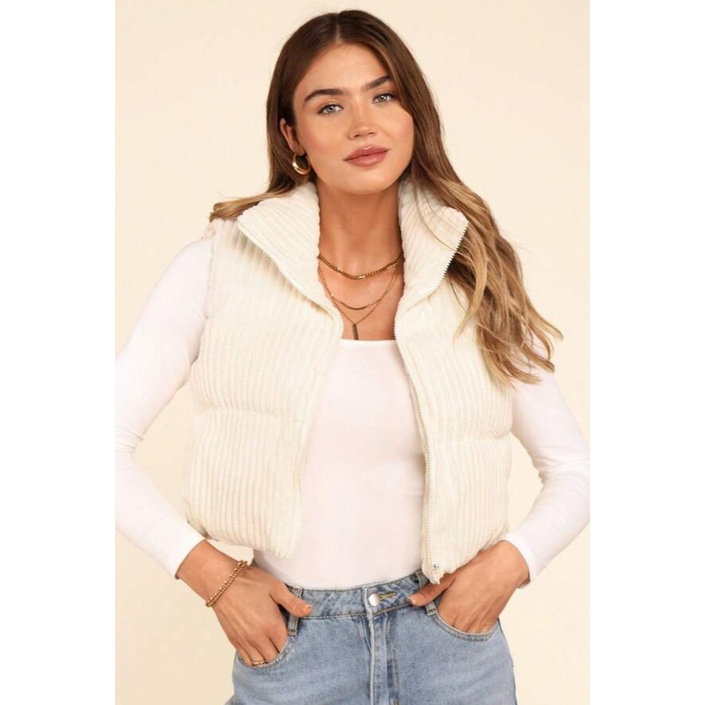 Women's sz Small Soft Corduroy Puffer Vest Cream Off White Cropped Zip Up
Street